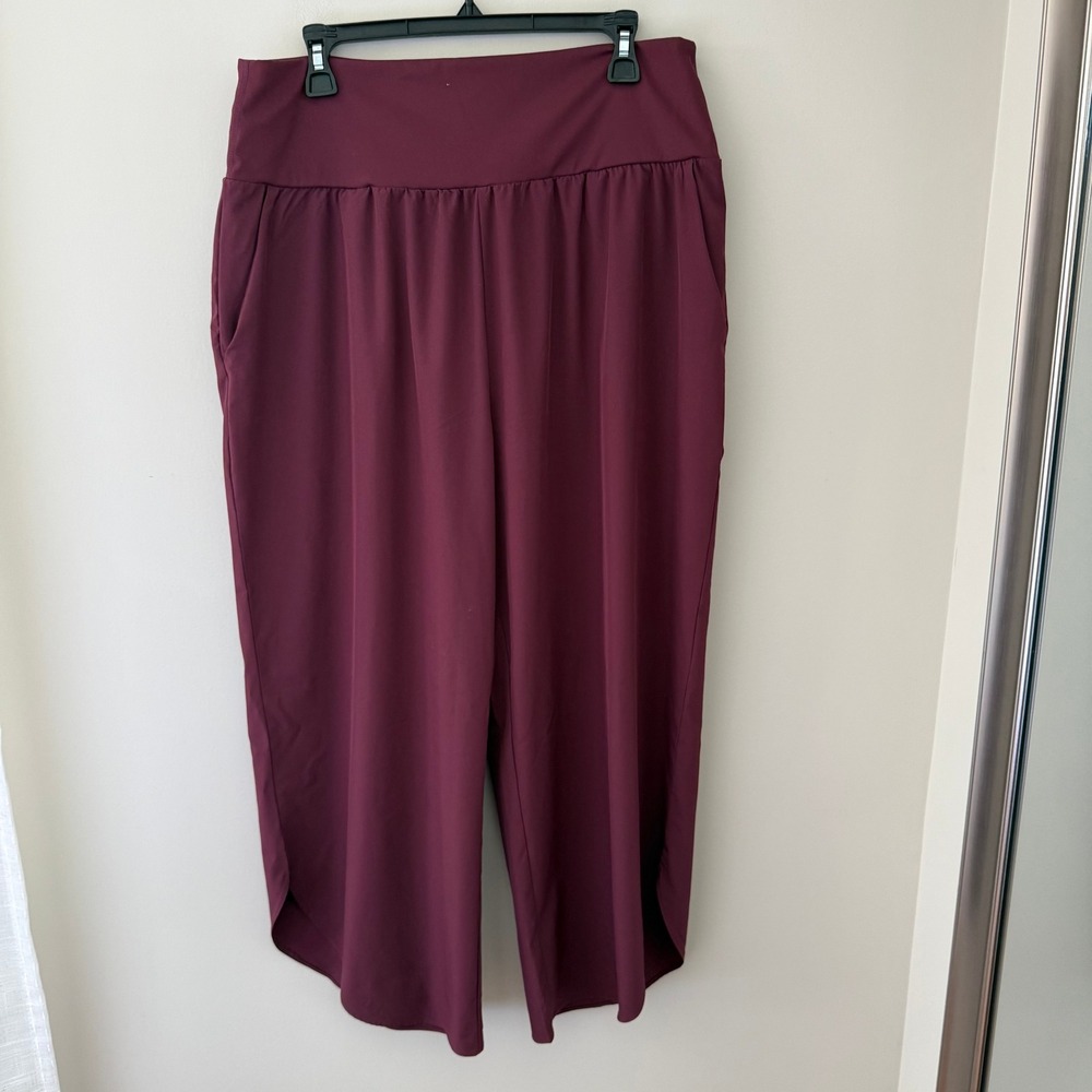 Halara Burgundy High Waisted Wide Leg Culotte Pants with Pockets Tulip Hem L